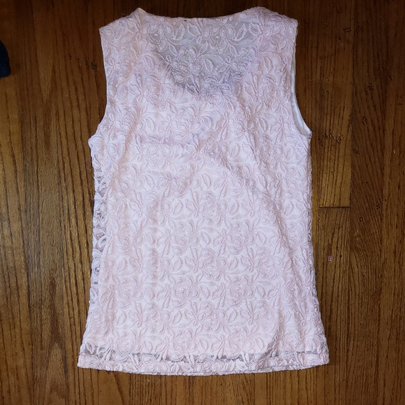 Pink Lace Top with Pearls sz Small - Picture 4 of 8
